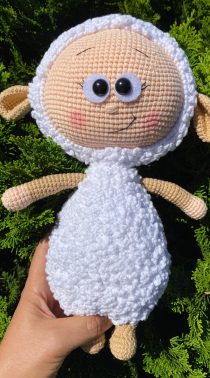 Sheep Bonnie